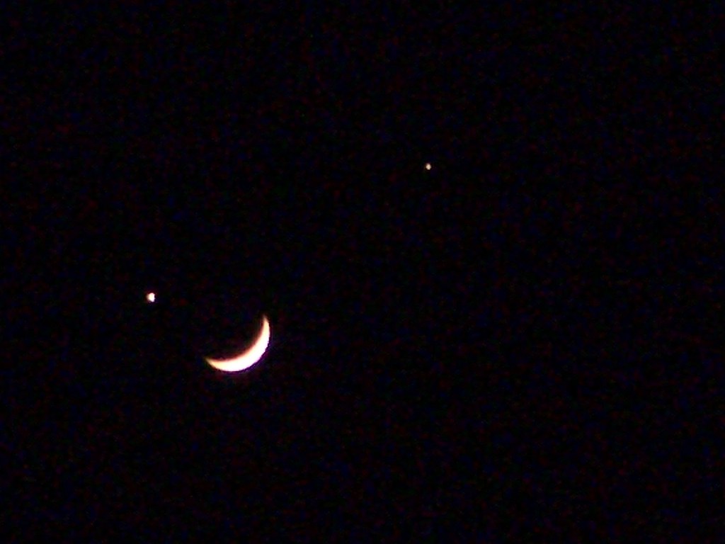 Luna in relatie cu Venus