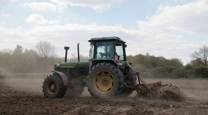 Interpretare vis în care apare arătură Interpretare vis in care apare aratura