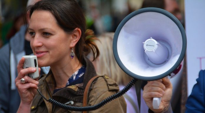 Interpretare vis in care apare discurs