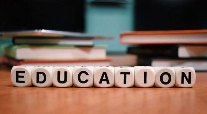 Interpretare vis in care apare educatie