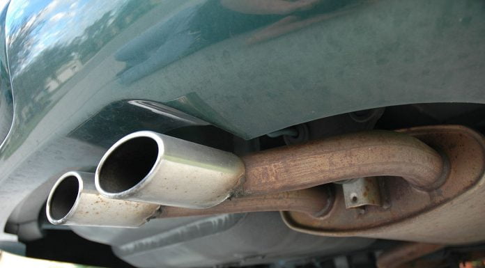 Interpretare vis in care apare esapament