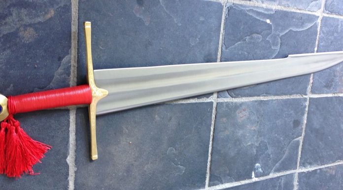 Interpretare vis in care apare iatagan sabie