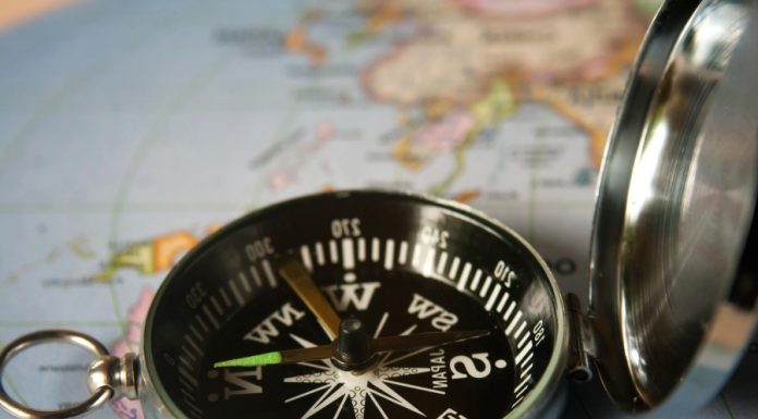 Interpretare vis in care apare o busola