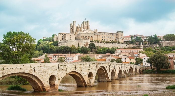 Interpretare vis in care apare o cetate