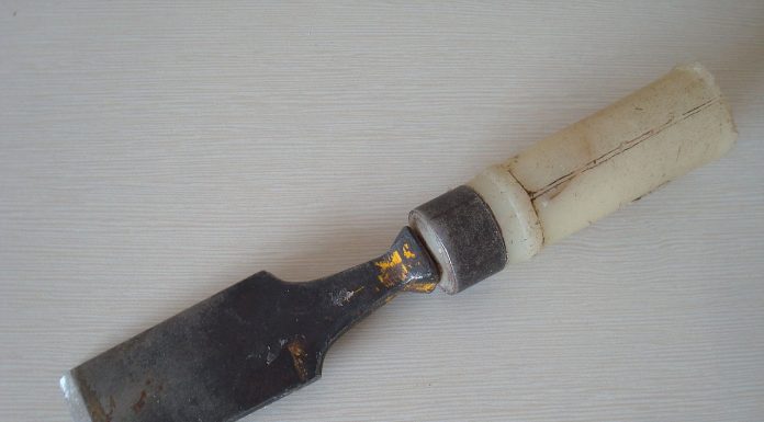 Interpretare vis in care apare o dalta