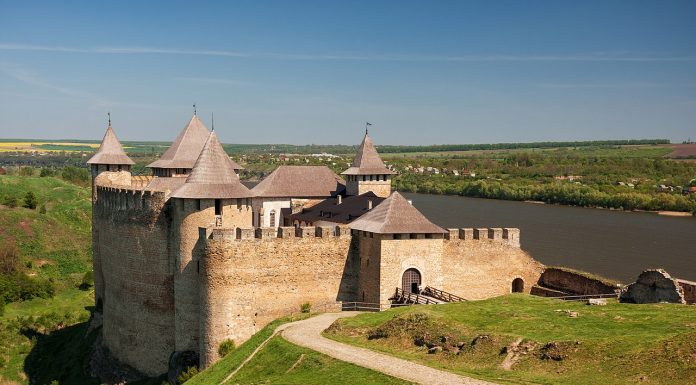 Interpretare vis in care apare o fortareata