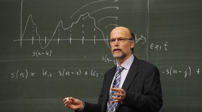 Interpretare vis in care apare profesor