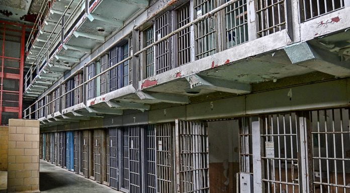 Interpretare vis in care apare puscarie