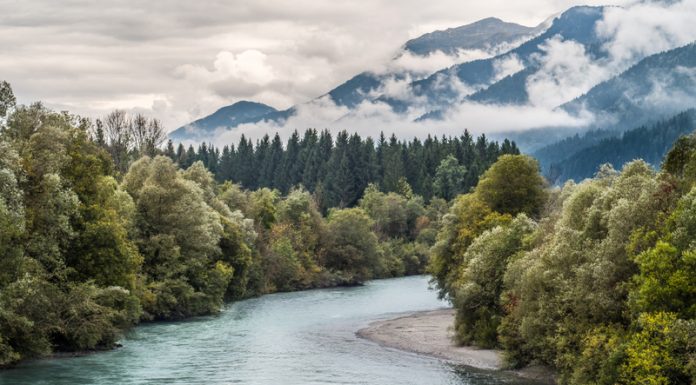 Interpretare vis in care apare rau