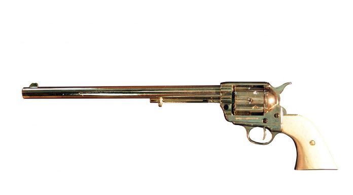 Interpretare vis in care apare revolver