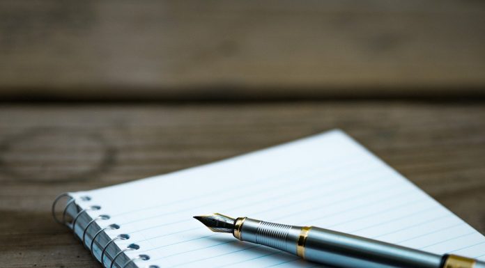 Interpretare vis in care apare un caiet