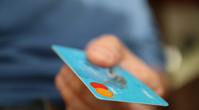 Interpretare vis in care apare un card