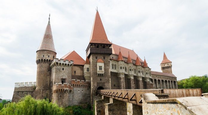 Interpretare vis in care apare un castel