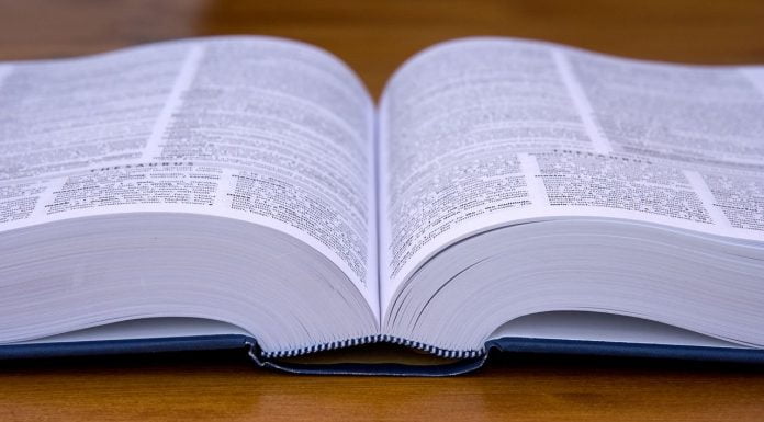 Interpretare vis in care apare un dictionar