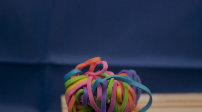 Interpretare vis in care apare un elastic