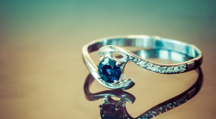 Interpretare vis in care apare un safir