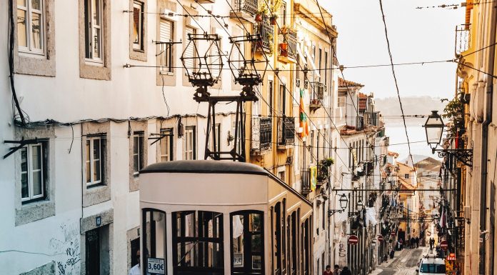 Interpretare vis in care apare un tramvai