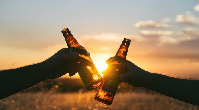 Interpretare vis in care apare felicitari