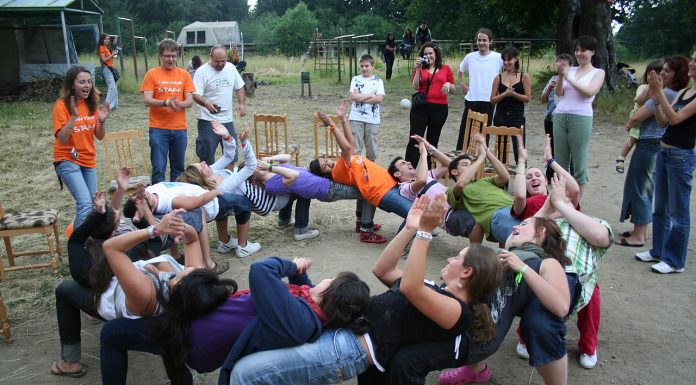 Interpretare vis in care apare incredere