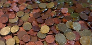 Interpretare vis in care culegi monede de aur dar in mana ti se transforma in fier