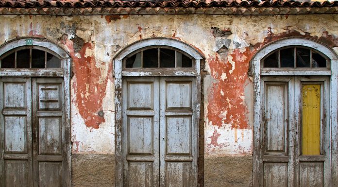 Interpretare vis în care deschizi o mulțime de uși fără să ajungi unde dorești Interpretare vis in care deschizi o multime de usi fara sa ajungi unde doresti