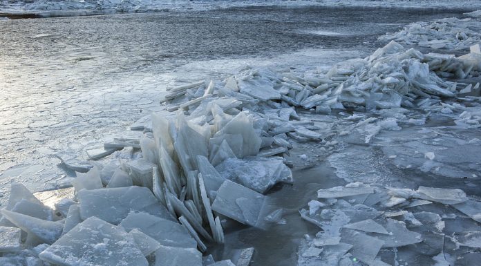 Interpretare vis in care mergi cu patinele pe un lac inghetat care se crapa