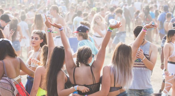 Interpretare vis în care te destrăbălezi cu mai multe femei Interpretare vis in care te destrabalezi cu mai multe femei