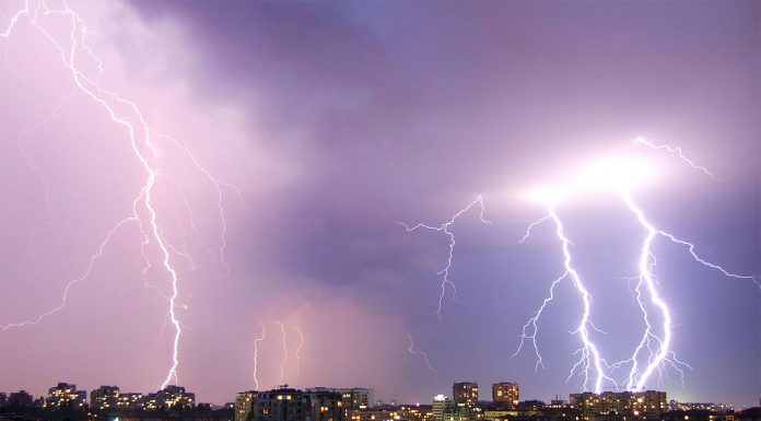 Interpretare vis in care vezi furtuna cu fulgere si tunete