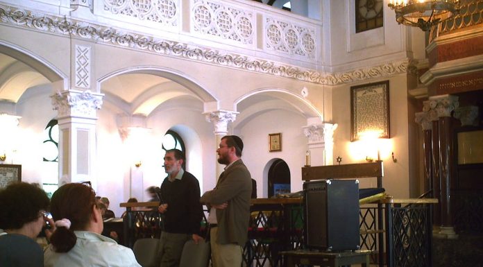 Interpretare vis in care vezi un rabin vorbindu-ti in sinagoga