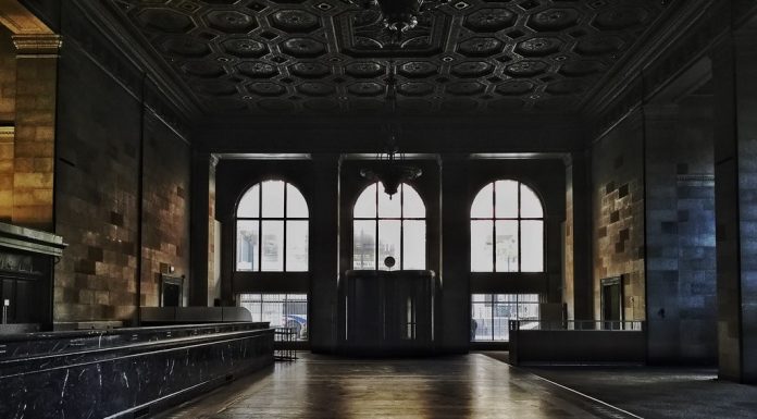 Interpretare vis in care spargi o banca si nu gasesti bani