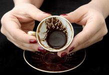 Ghicitul în cafea – preparare cafea, ghicit în ibric și interpretare semne, forme și simboluri Ghicitul in cafea (1)