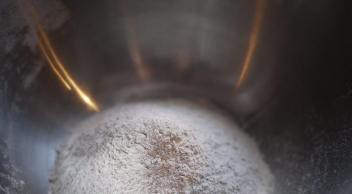 Interpretare vis in care cerni faina cu sita