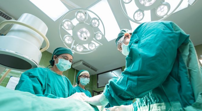 Interpretare vis in care esti doctor si faci o operatie cuiva