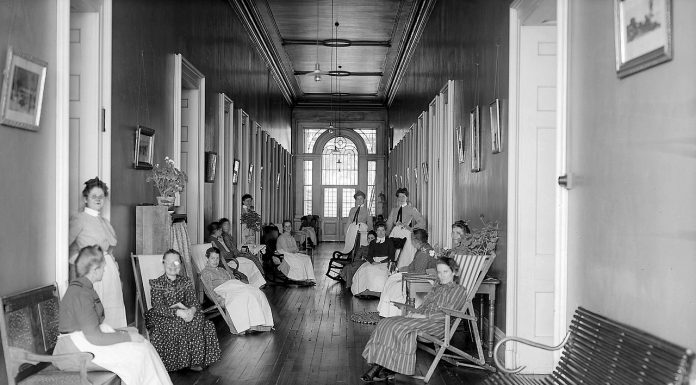 Interpretare vis in care innebunesti si ajungi la spitalul de nebuni