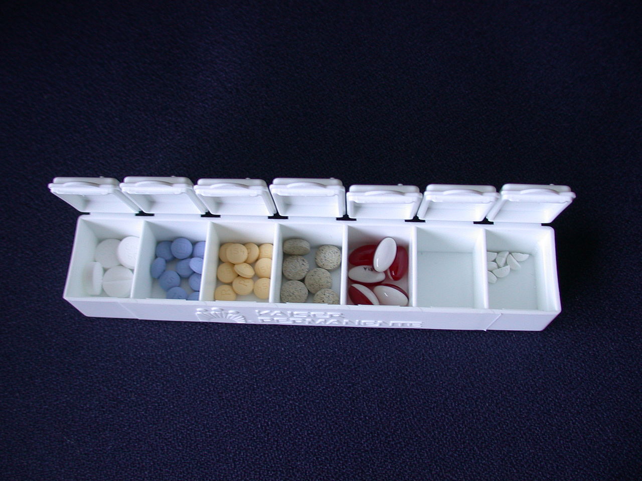 cutie cu medicamente