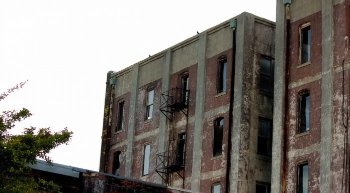 Interpretare vis in care este un incediu mare si esti evacuat din locuinta