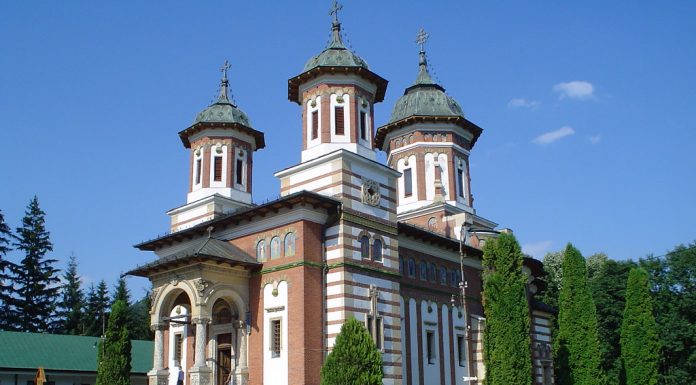 Interpretare vis in care esti intr-o manastire