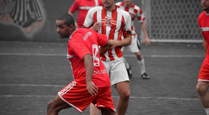 Interpretare vis in care joci fotbal la o echipa cunoscuta