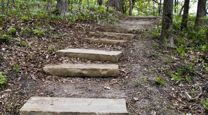 Interpretare vis in care urci multe trepte si ti-e greu