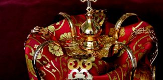 Interpretare vis in care ti se pune o coroana de aur pe cap