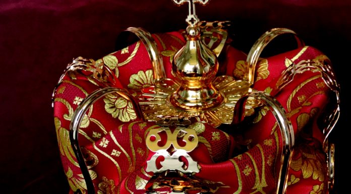 Interpretare vis in care ti se pune o coroana de aur pe cap