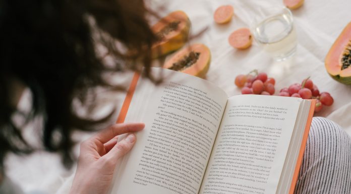 Interpretare vis in care citesti o carte