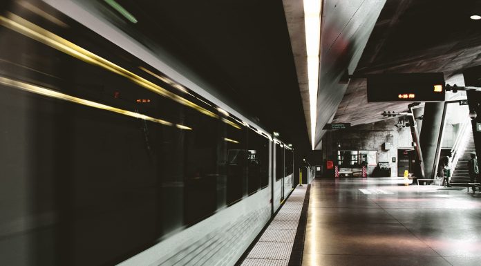 Interpretare vis in care esti in tren sau autobuz si acesta nu mai poate opri