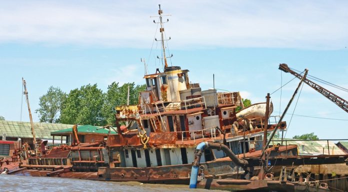 Interpretare vis in care esti pe o corabie care se scufunda