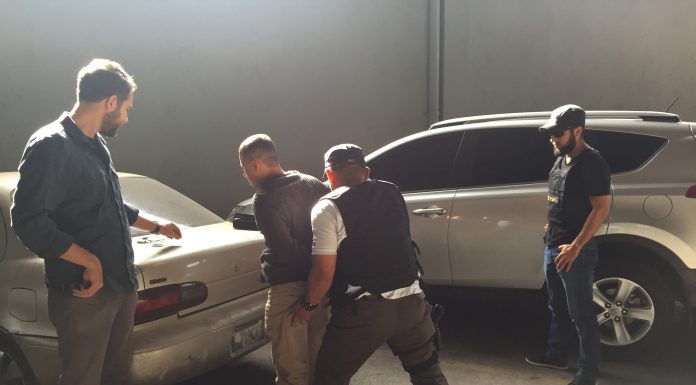 Interpretare vis in care faci ceva ilegal si esti prins de politie