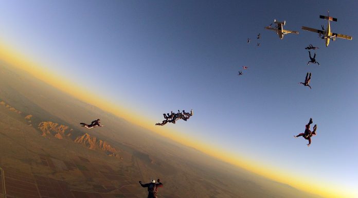 Interpretare vis in care sari din avion fara parasuta