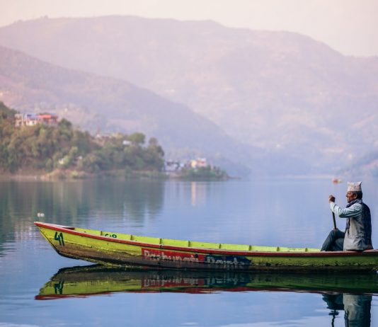 Interpretare vis in care te plimbi cu barca pe un lac sau pe mare