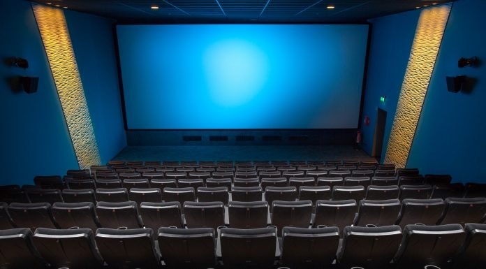 Interpretare vis in care esti la cinema si sala e goala
