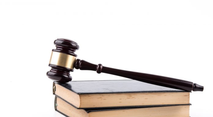 Interpretare vis in care dai in judecata pe cineva