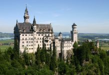 Interpretare vis in care esti intr-un castel imens si nu gasesti calea de iesire
